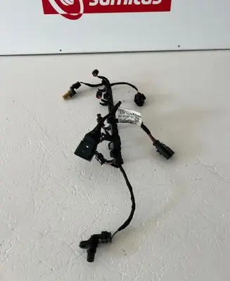 Audi Q3 F3 Fuel injector wires 06L971627AA