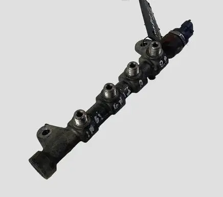Opel Insignia A Fuel main line pipe 55576177 668358