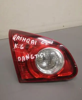 Nissan Qashqai Tailgate rear/tail lights 89071063