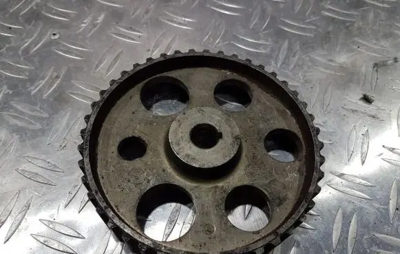 Volkswagen PASSAT B5 Camshaft pulley/ VANOS 028130111a