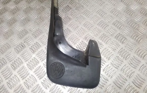 Volkswagen Golf IV Front mudguard 1J0075111