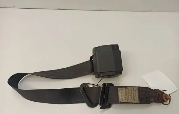 Mercedes-Benz 250 280 C CE W114 Front seatbelt 1148601785