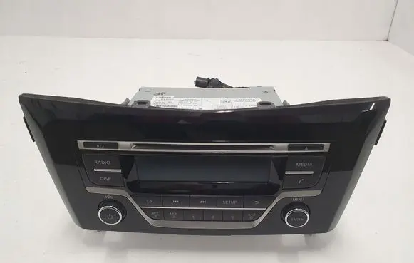 Nissan Qashqai Radio/CD/DVD/GPS head unit 281854CA0A