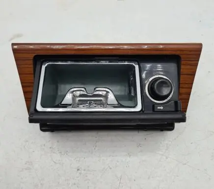 Mercedes-Benz E W124 Car ashtray