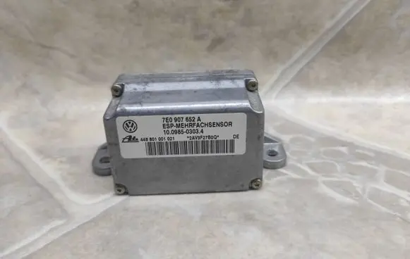 Volkswagen Touareg I ESP acceleration yaw rate sensor 7E0907652A 10098503034