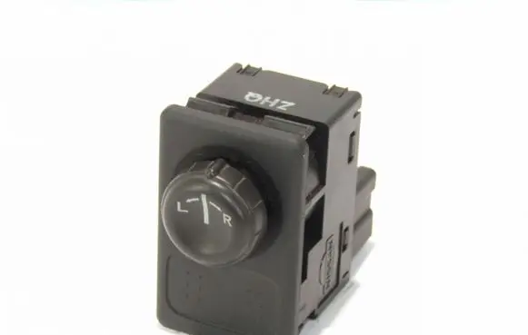 Nissan Almera Tino Wing mirror switch