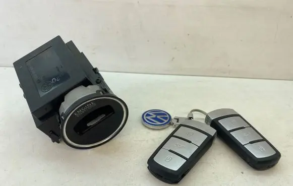 Volkswagen PASSAT B6 Ignition lock 3C0905843R 33303401 12401901380686