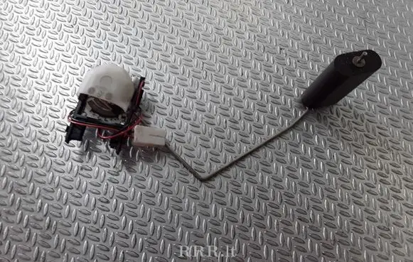 Fuel level sensor