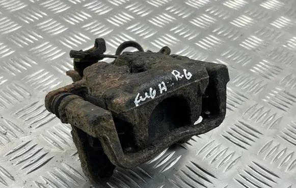 Ford Kuga I Rear brake caliper