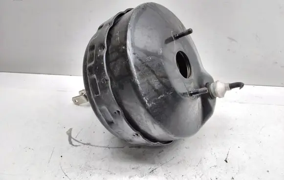 Mercedes-Benz C W204 Brake booster A2044301230 03774764014
