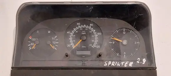 Mercedes-Benz Sprinter W901 W902 W903 W904 Speedometer (instrument cluster) 110008847004 MB0005425501 A207511252