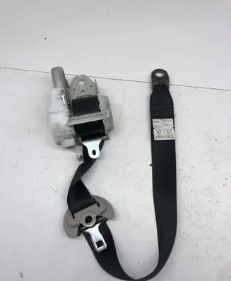 Toyota Avensis T270 Front seatbelt 7P2510P