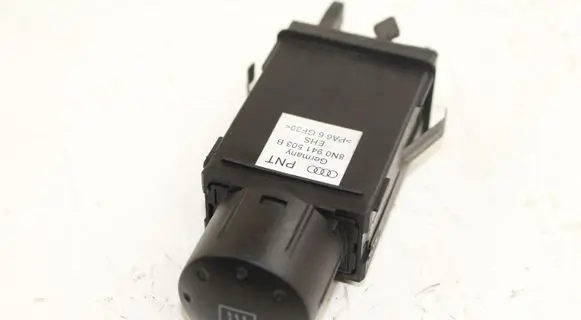 Audi TT Mk1 Windscreen/window heater switch 8N0941503B
