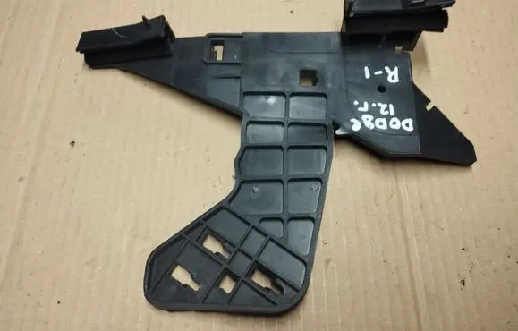 Chrysler Town u0026 Country V Front door exterior handle/bracket 3015814