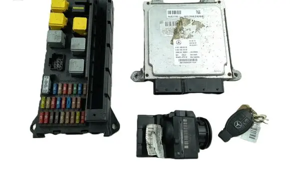 Mercedes-Benz Sprinter W906 Engine ECU kit and lock set A6519002600