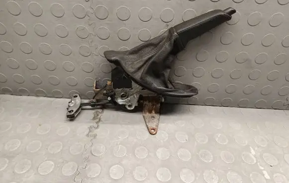 BMW 1 E82 E88 Handbrake/parking brake lever assembly 6764924