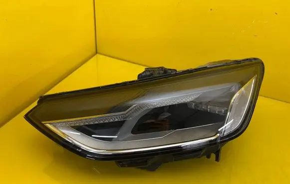 Audi A4 S4 B9 8W Headlight/headlamp 8W0941011