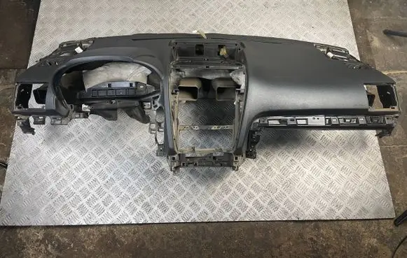 Subaru Forester SJ Dashboard