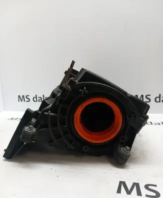 Mercedes-Benz SLK R171 Air filter box A2710900901 2710900901 A2710940204