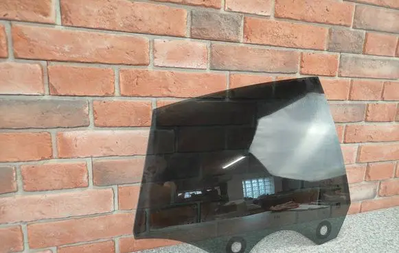 BMW 2 F44 Rear door window glass 7474354