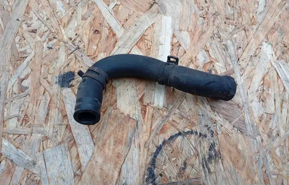 Dodge Journey Engine coolant pipe/hose