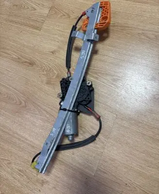 Ford Fiesta Front door window regulator with motor 0130821683