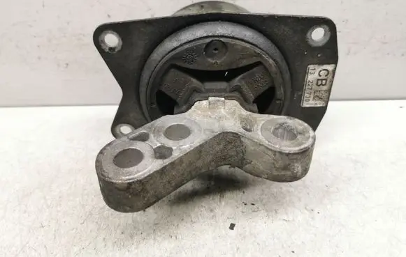Opel Insignia A Gearbox mount 13227730
