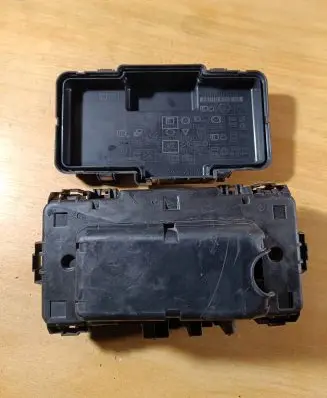 Honda Civic Fuse module S5AP1