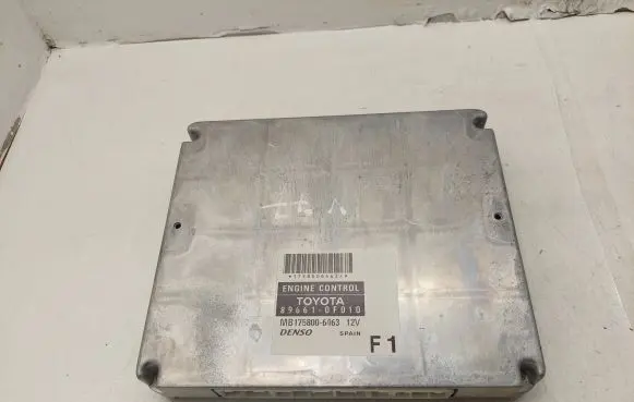 Toyota Corolla Verso AR10 Engine control unit/module 896610F010 MB1758006463