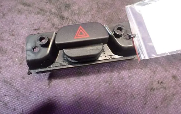 Ford Fiesta Hazard light switch 
