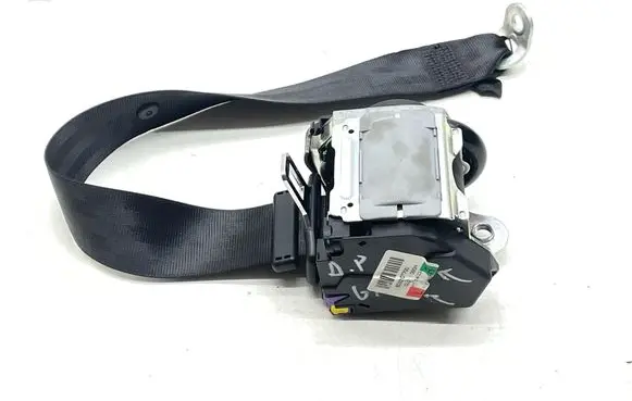 Rear seatbelt