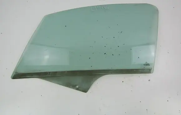 Citroen C3 Front door window glass four-door 