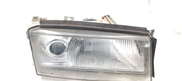 Skoda Octavia Mk1 (1U) Headlight/headlamp 24608600
