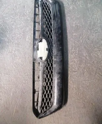 Subaru XV Front bumper upper radiator grill 91122fj020