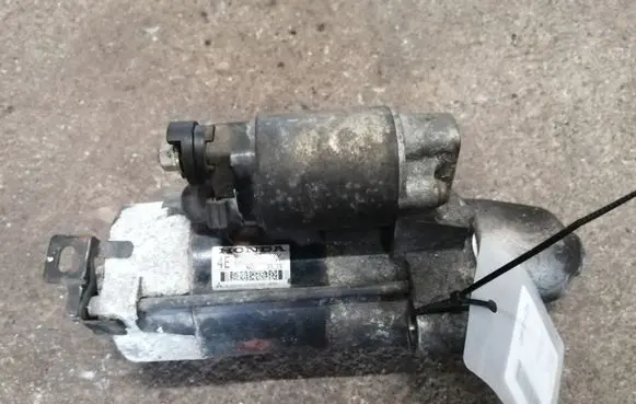 Honda Accord Starter motor M002T85671