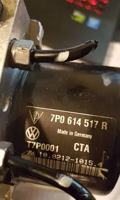 Volkswagen Touareg II ABS Pump 7P0907379R 10062237341 10092903583
