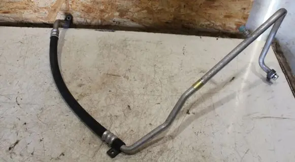 Subaru Forester SG Air conditioning (A/C) pipe/hose