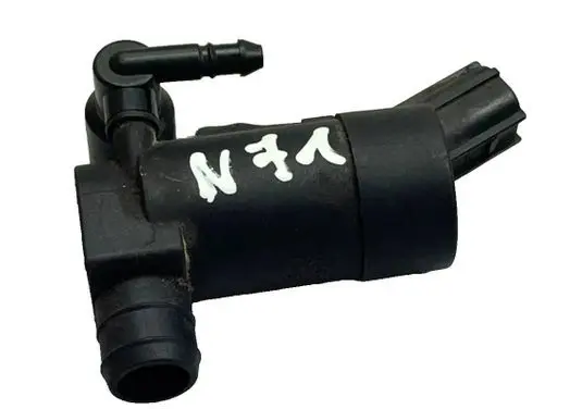 Volvo S70 V70 V70 XC Windshield washer spray nozzle 