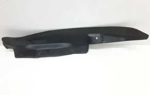 Skoda Octavia Mk2 (1Z) Fender end trim 1Z0821111