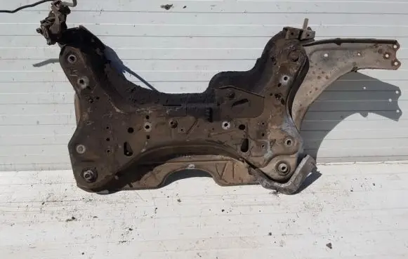 Renault Laguna II Front subframe