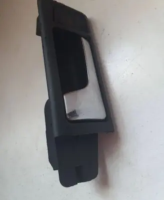 Audi A6 S6 C4 4A Front door interior handle 4A0837019C