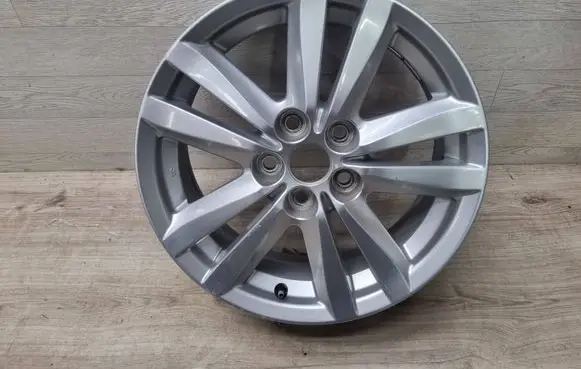 Mitsubishi Outlander R17 alloy rim REG003388