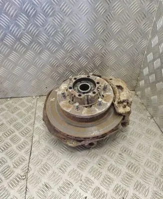 Hyundai Galloper Front wheel hub