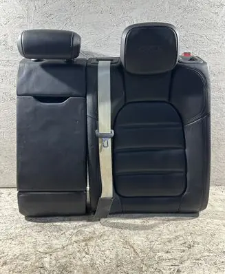 Porsche Macan (95B) Rear seat 