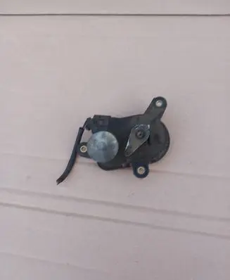 Mercedes-Benz CLK A209 C209 Intake manifold valve actuator/motor A6111500794q A6111500794 6111500794