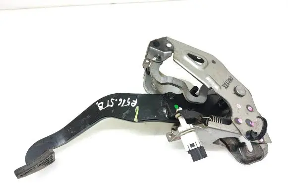 Honda CR-V Brake pedal PKC13X