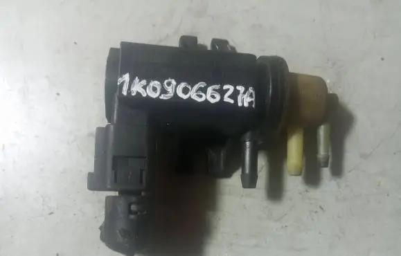 Volkswagen PASSAT B6 Vacuum valve 1K0906627A