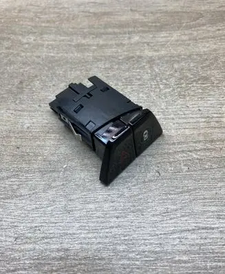 BMW 5 G30 G31 G38 Hazard light switch 9383535