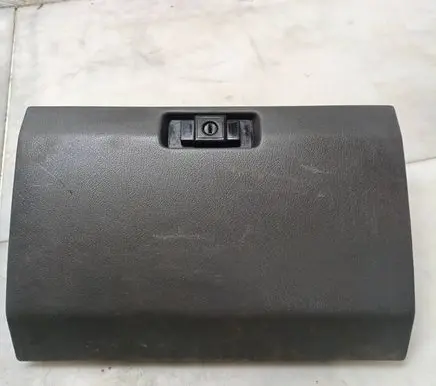 Mitsubishi Pajero Glove box MB652136