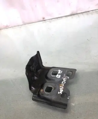 Mercedes-Benz GLA H247 Fender mounting bracket A1778802200